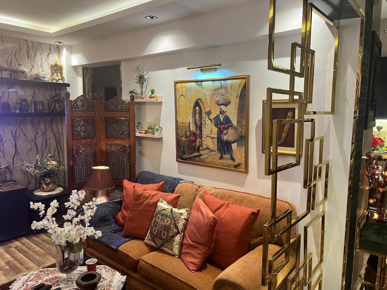 شقه مفروشه فاخره بالقاهره الجديده Daire New Cairo Dış mekan fotoğraf