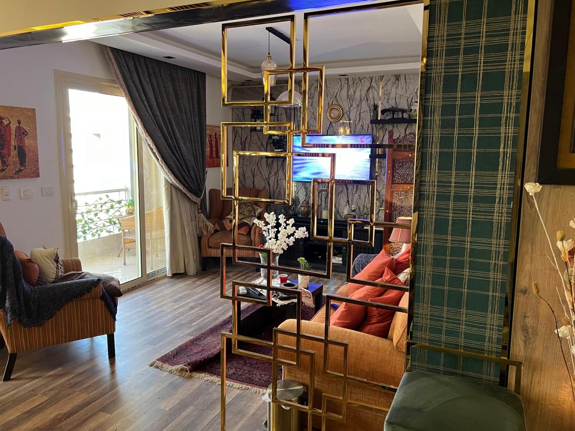 شقه مفروشه فاخره بالقاهره الجديده Daire New Cairo Dış mekan fotoğraf